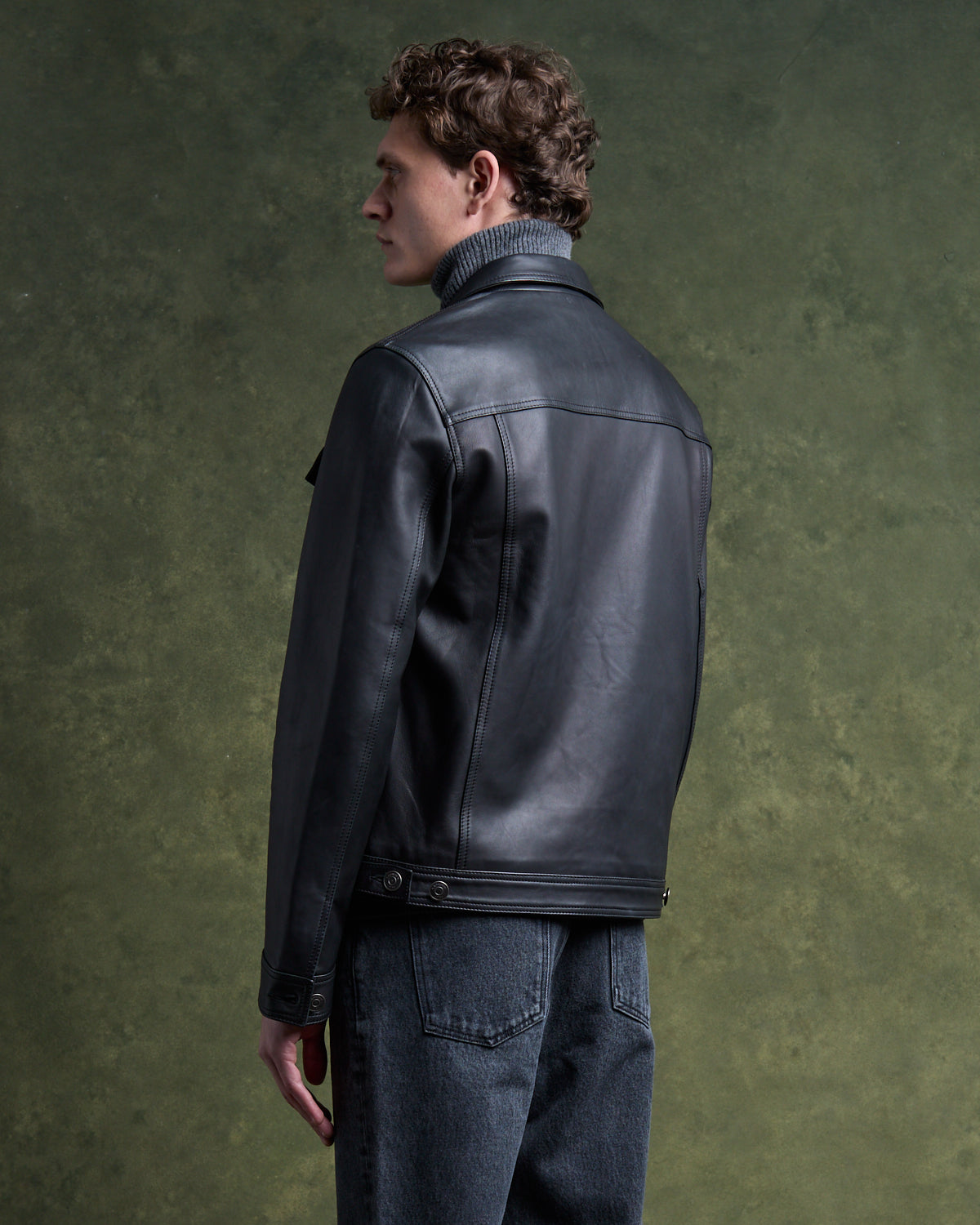 FINN Lambskin plunge Jacket - Noir Onyx